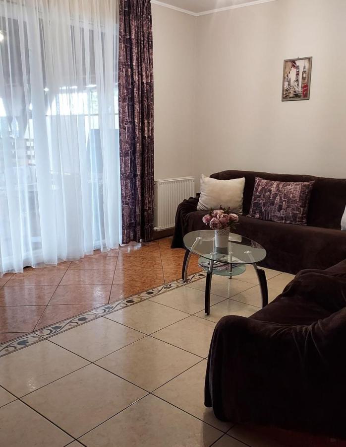 Kara Apartman Odorheiu Secuiesc Exterior photo